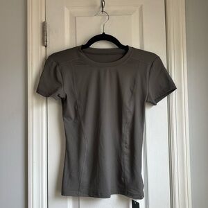 Women’s Gray Workout Shirt